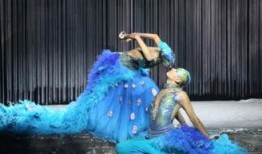 吃瓜吊带跳舞图片