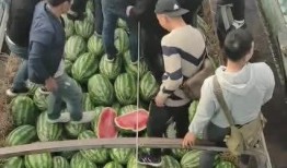 缅甸吃瓜网站,揭秘娱乐圈幕后故事，带你领略缅甸娱乐风云