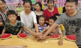 吃瓜的姿态,揭秘吃瓜族们的独特姿态