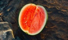 肖喆吃瓜,揭秘娱乐圈背后的那些事儿