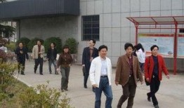 益阳医专吃瓜,揭秘校园生活趣味瞬间